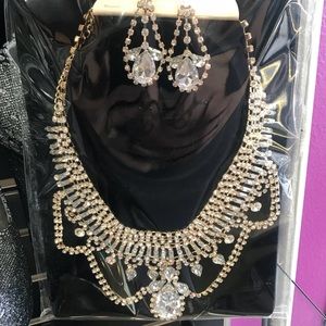 Luxury Earrings and necklace set